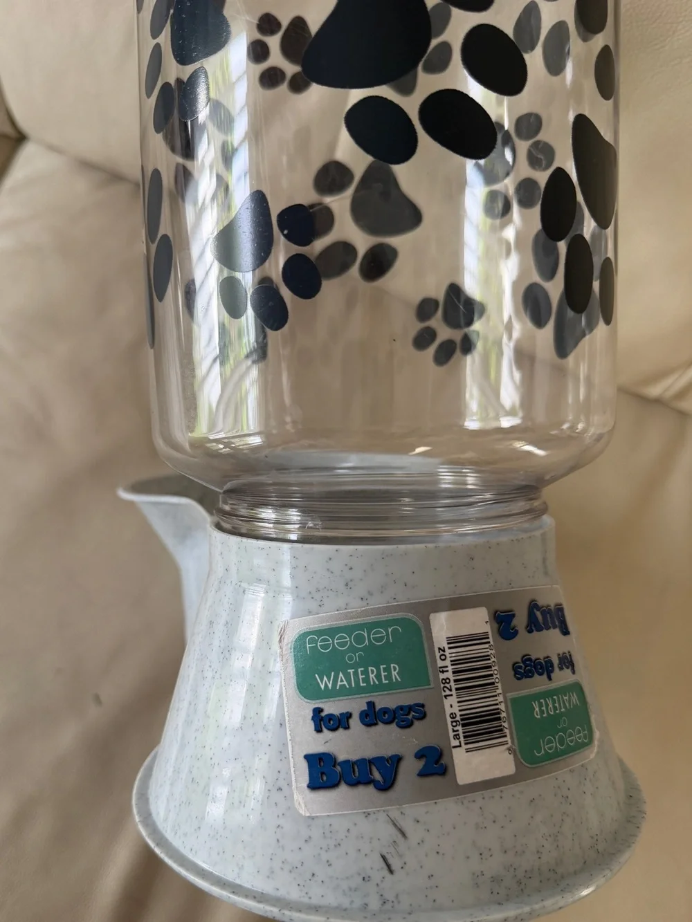Reversible Water or Dry Food Feeders for Dogs and Cats